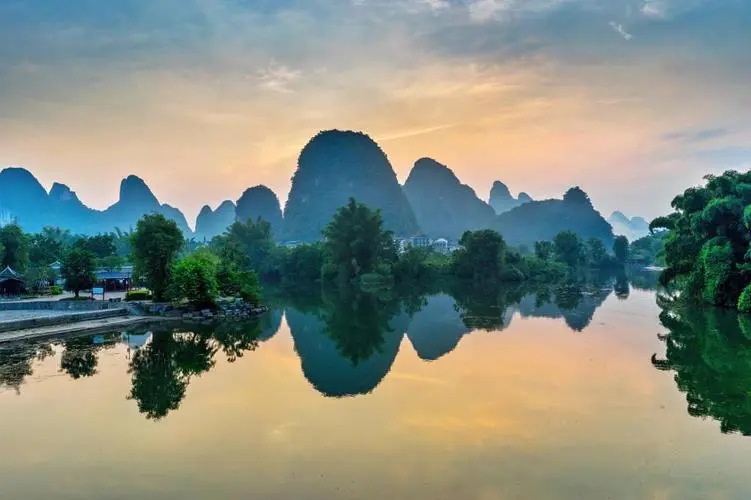 精密智能系统智慧工厂